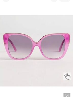 🆕️💕TORRID PINK TRANSLUCENT CATEYE SMOKED LENS SUNGLASSES 💕